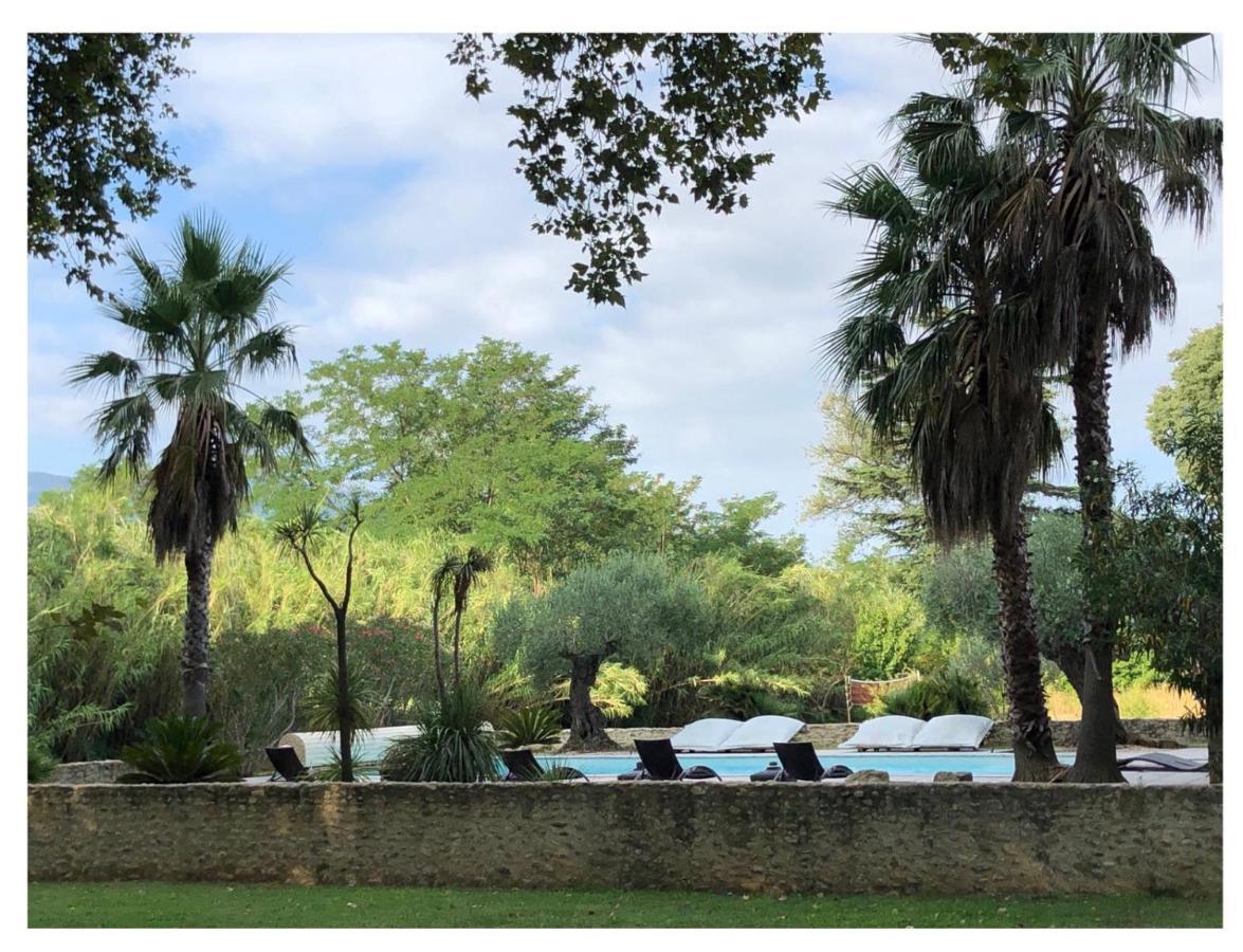 לינה וארוחת בוקר Saint-Génis Domaine Castell De Bles מראה חיצוני תמונה